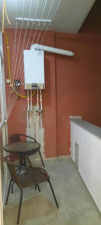 Ferienwohnung Lilia Batumi Exterior foto