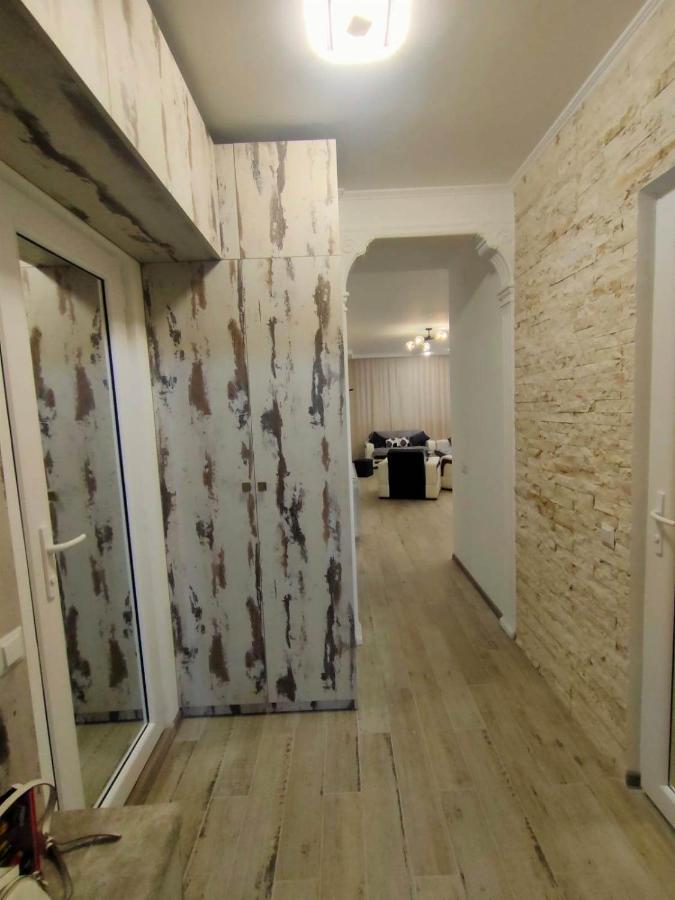 Ferienwohnung Lilia Batumi Exterior foto